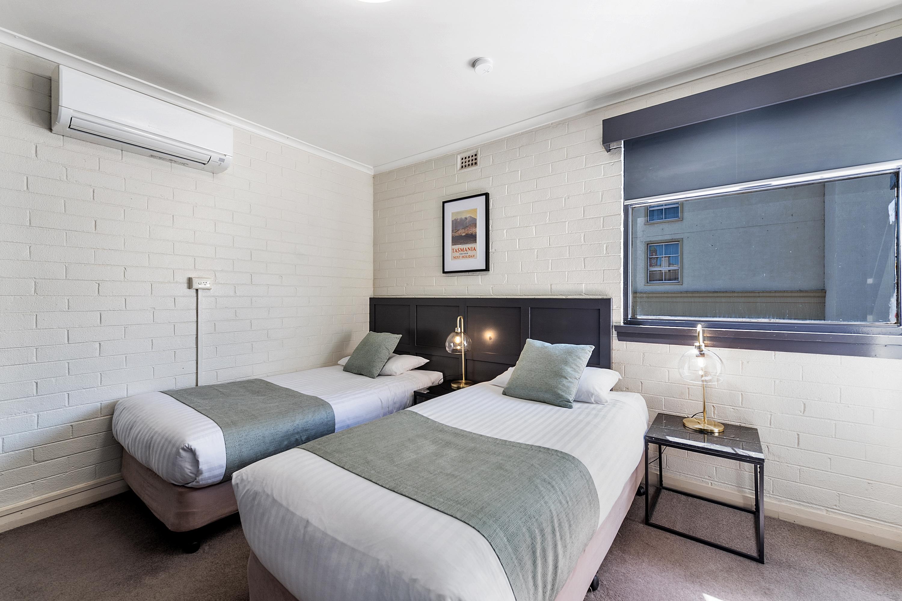The Cornwall Historic Hotel Launceston Esterno foto
