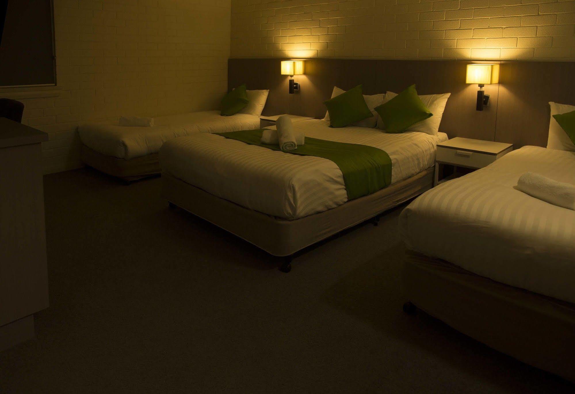 The Cornwall Historic Hotel Launceston Esterno foto