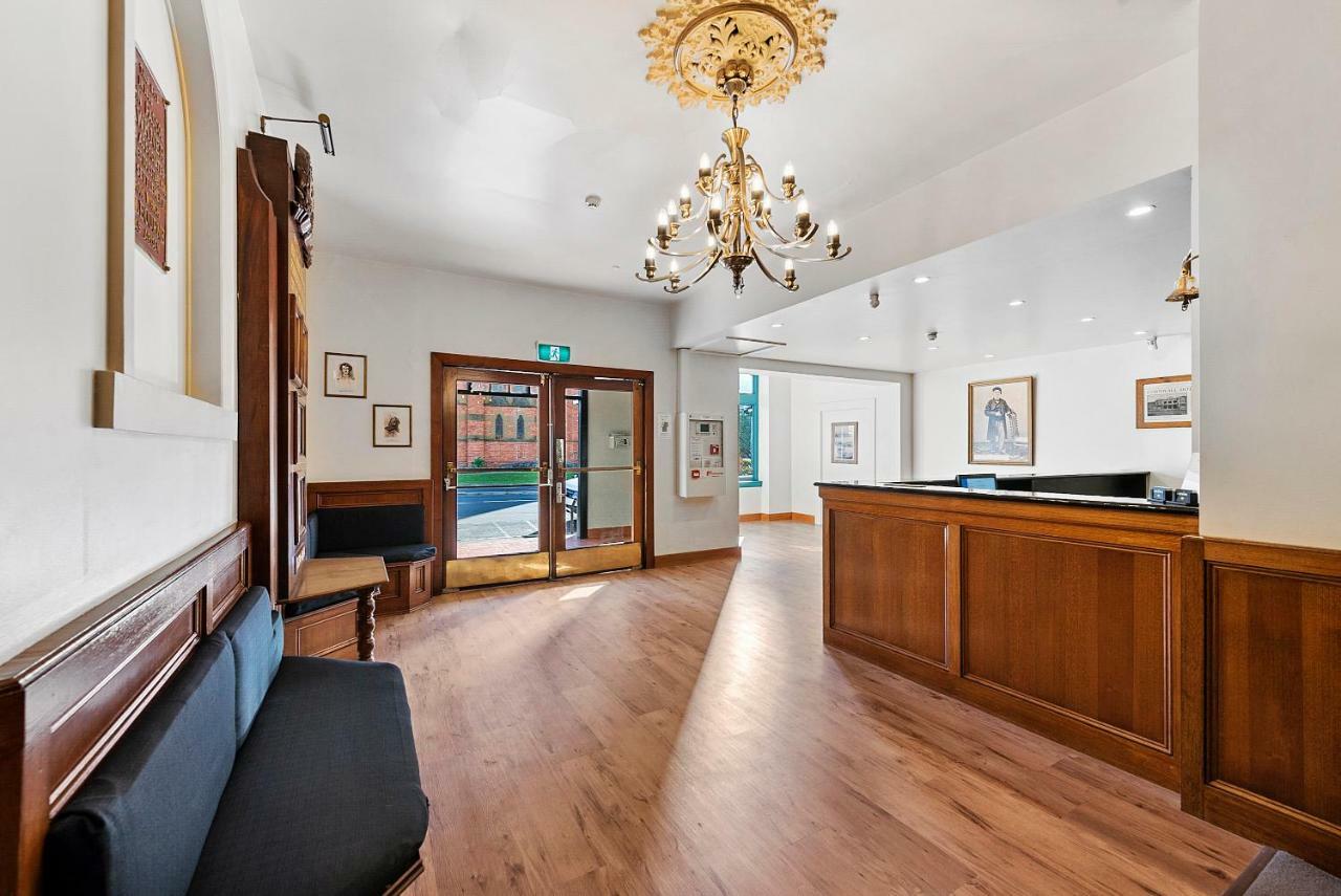 The Cornwall Historic Hotel Launceston Esterno foto